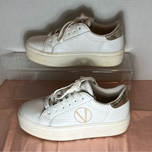 Valentino Women's Cream Logo Sneakers - Picture 4 of 12